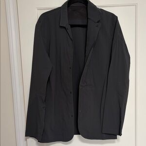 Lululemon Light Gray Textured Button-Up Blazer - Men’s medium